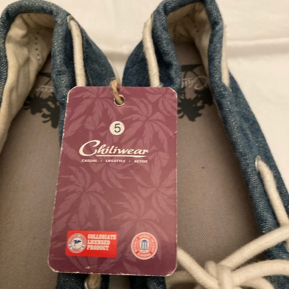 NWT- UF Gator Denim Cloth Slip-on Shoes - Size 5 - Picture 2 of 5